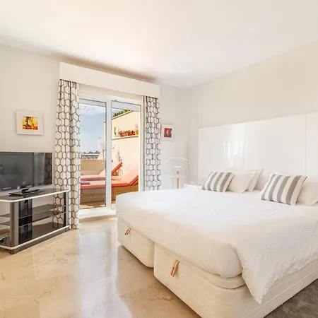 Penthouse Puerto Banus Sea View Apartment *